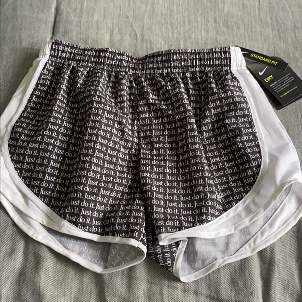 Nike tempo shorts